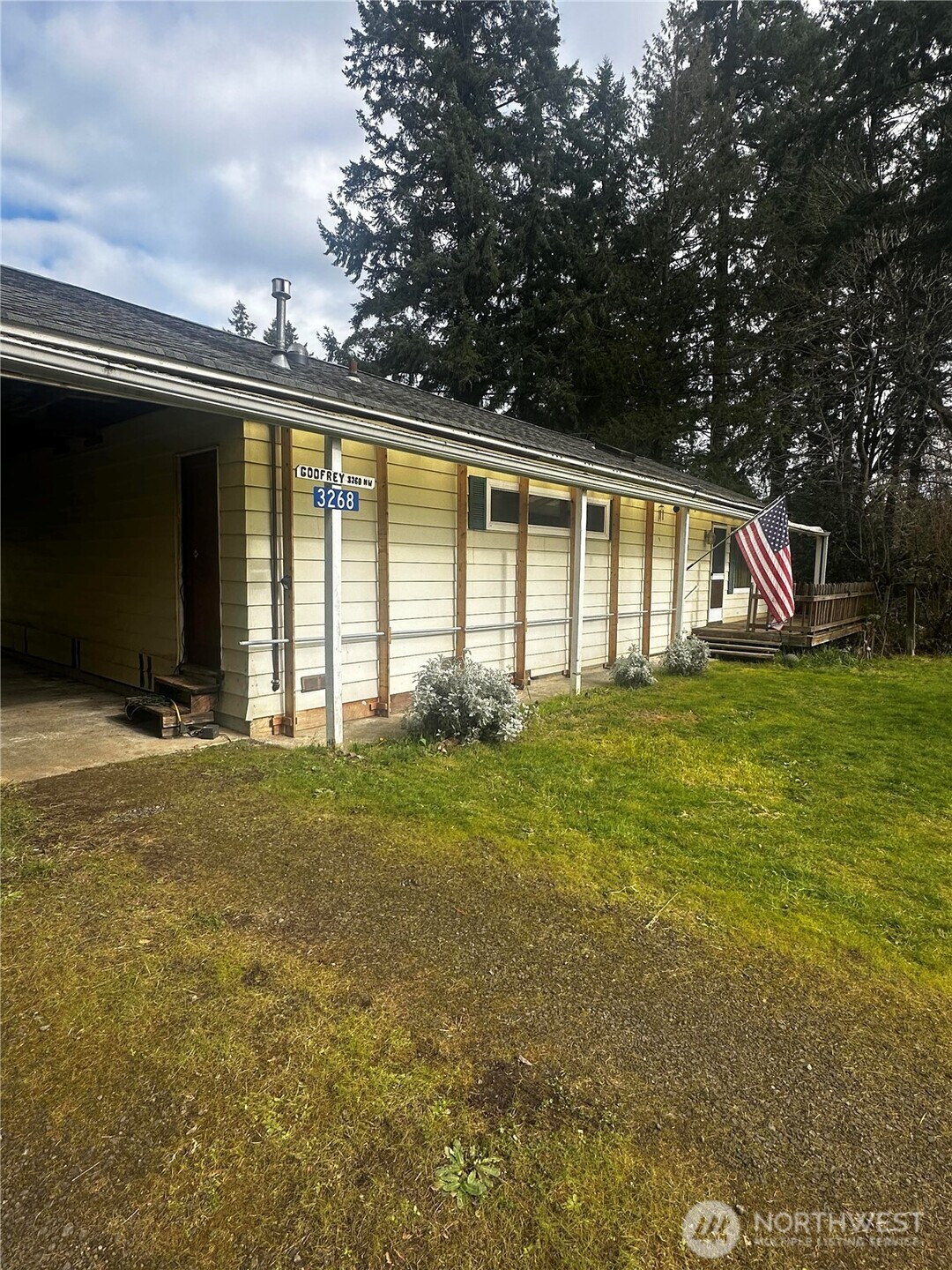 3268 NW Erlands Court Bremerton WA 98312