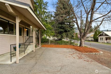 127 Mill Street Leavenworth WA 98826
