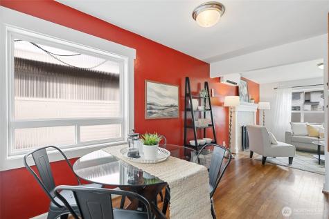 6325 42nd Avenue SW Seattle WA 98136
