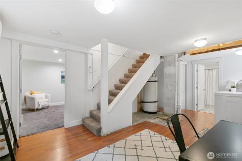 6325 42nd Avenue SW Seattle WA 98136