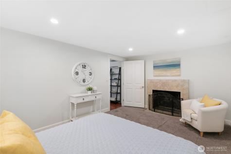 6325 42nd Avenue SW Seattle WA 98136