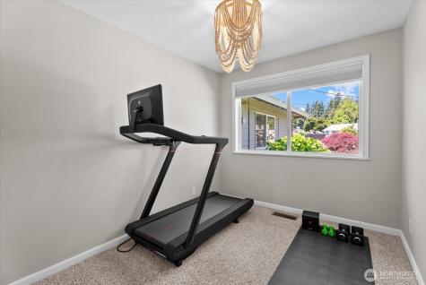 3715 NE 10th Court Renton WA 98056