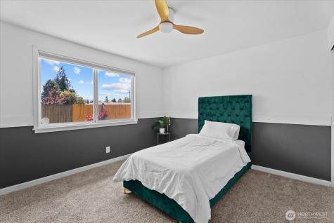 3715 NE 10th Court Renton WA 98056