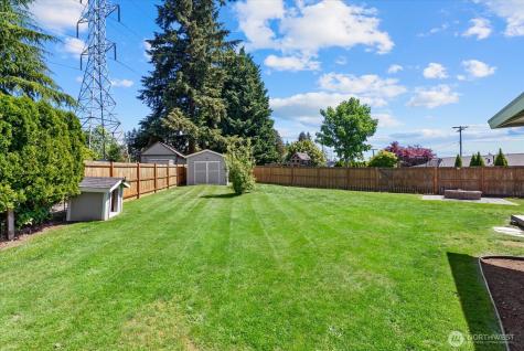 3715 NE 10th Court Renton WA 98056