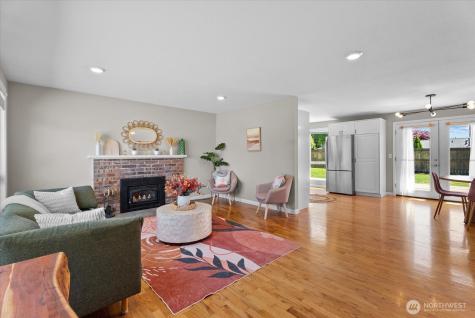 3715 NE 10th Court Renton WA 98056
