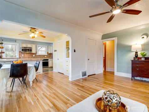 1510 Kinnear Street Kelso WA 98626