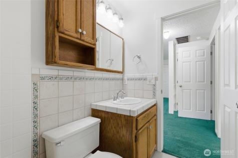 1013 NE 126th Street Seattle WA 98125
