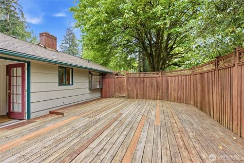 1013 NE 126th Street Seattle WA 98125