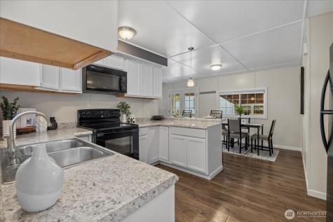 7301 175th Street Kenmore WA 98028