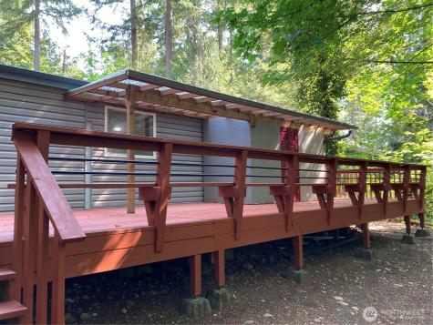 520 N Duckabush Drive W Hoodsport WA 98548