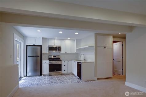 1611 10th Avenue W Seattle WA 98119