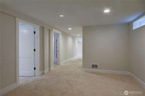 1611 10th Avenue W Seattle WA 98119
