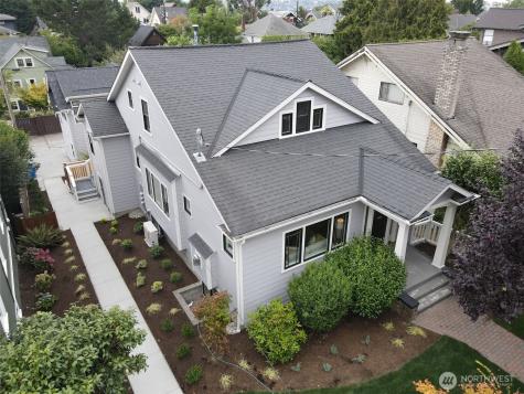 1611 10th Avenue W Seattle WA 98119