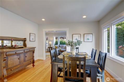 1611 10th Avenue W Seattle WA 98119