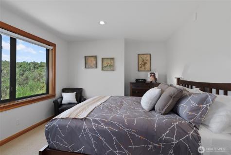 1505 Wild Rose Lane Westport WA 98595