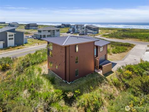 1505 Wild Rose Lane Westport WA 98595