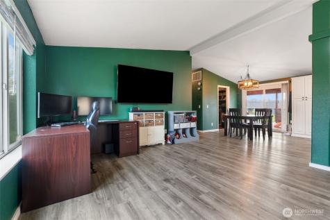 18139 Rice Lane SW Rochester WA 98579
