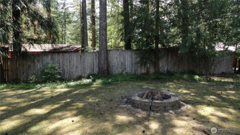 90 N Hamma Hamma Drive E Hoodsport WA 98548