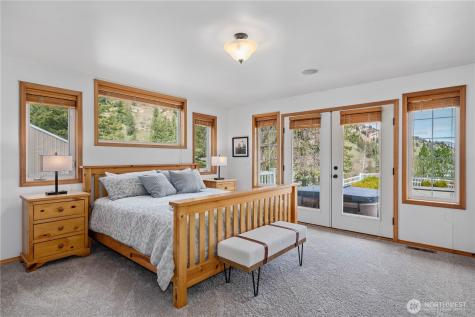 1395 Mission Creek Cashmere WA 98815