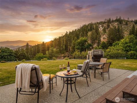 1395 Mission Creek Cashmere WA 98815