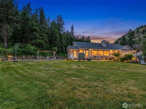 1395 Mission Creek Cashmere WA 98815