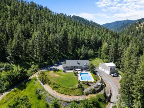 1395 Mission Creek Cashmere WA 98815