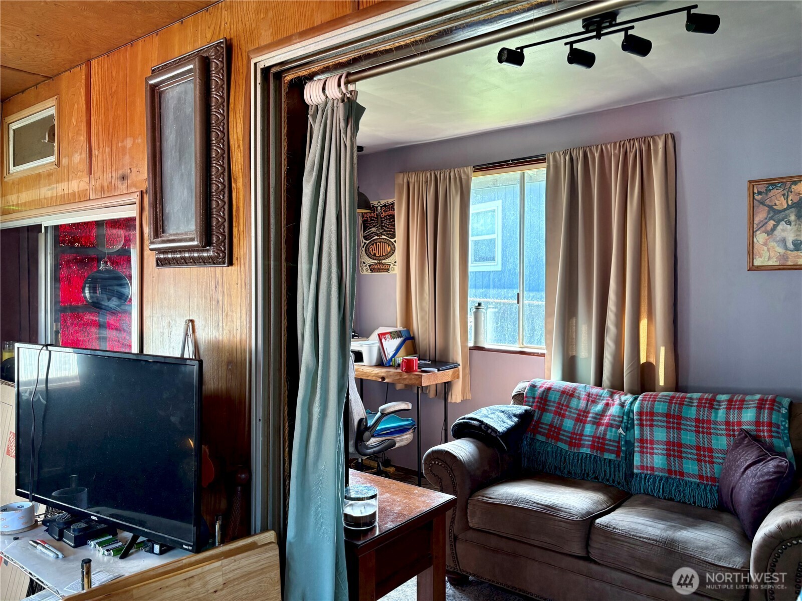 105 Victoria Loop NE Ocean Shores WA 98520
