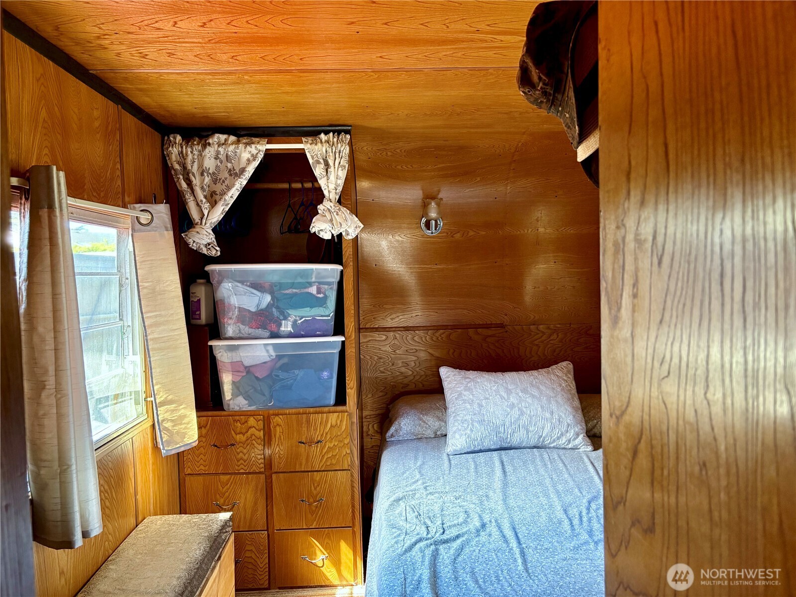 105 Victoria Loop NE Ocean Shores WA 98520