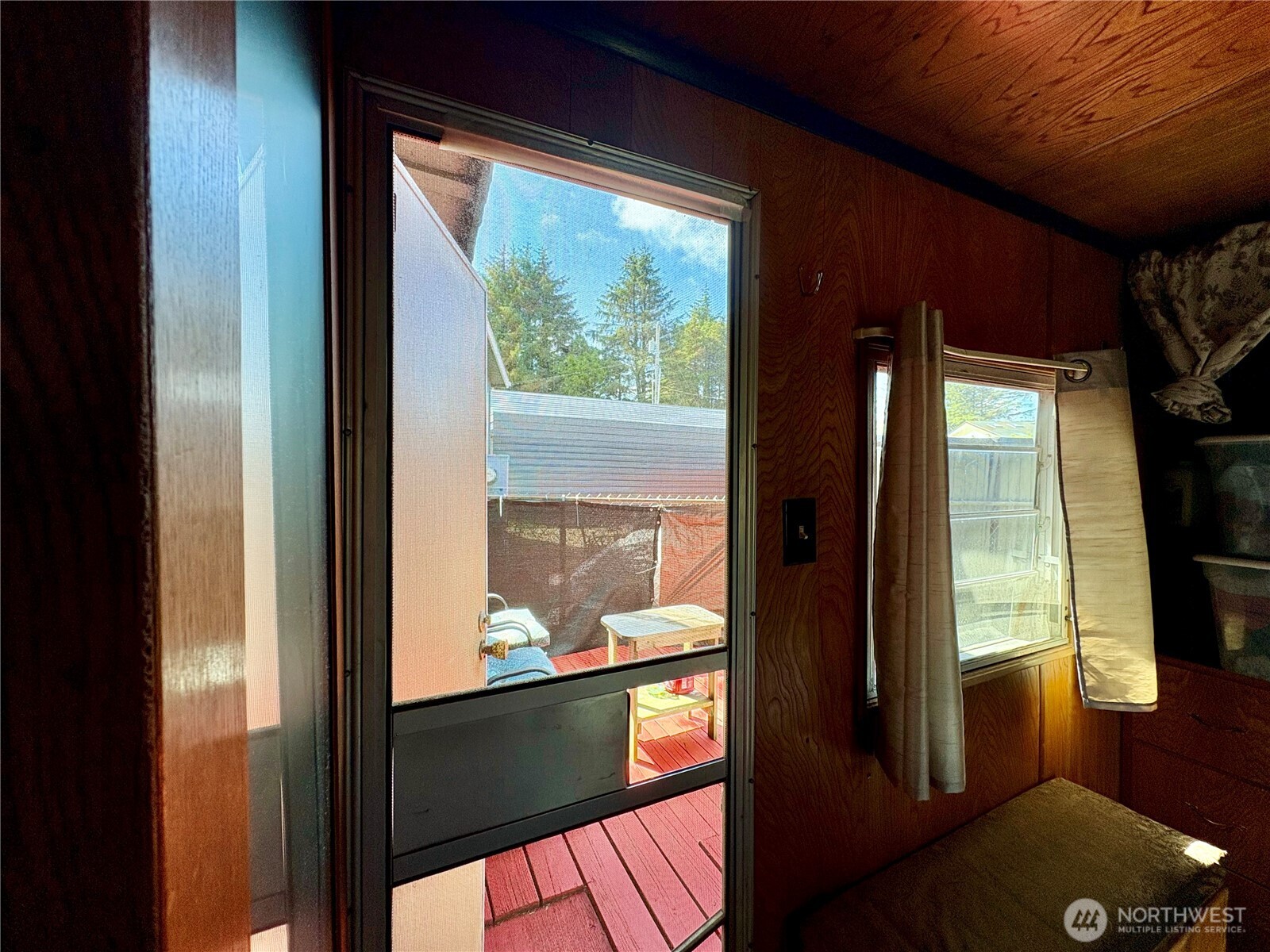 105 Victoria Loop NE Ocean Shores WA 98520