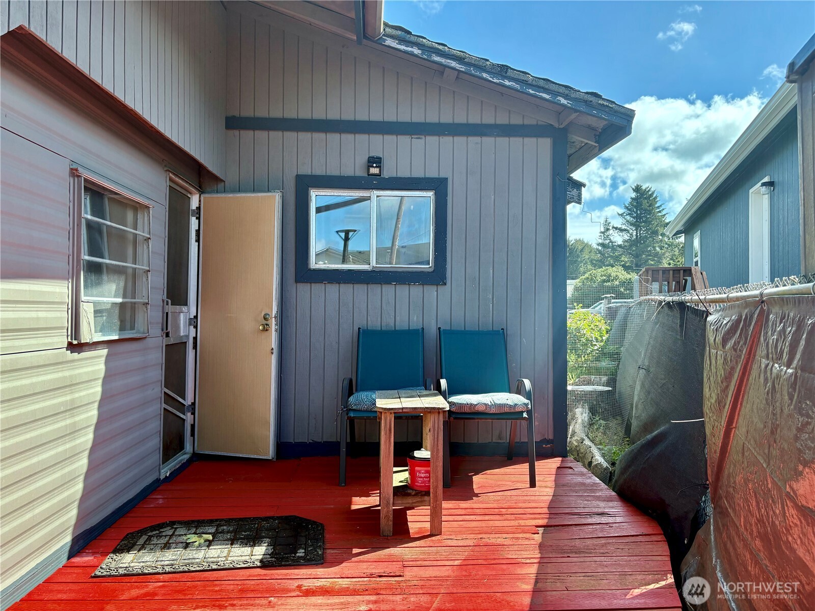 105 Victoria Loop NE Ocean Shores WA 98520