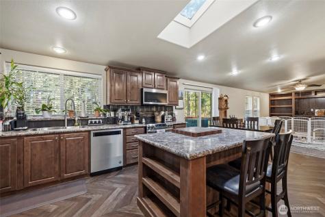 371 Sunset Drive Oak Harbor WA 98277