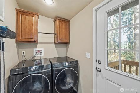 371 Sunset Drive Oak Harbor WA 98277