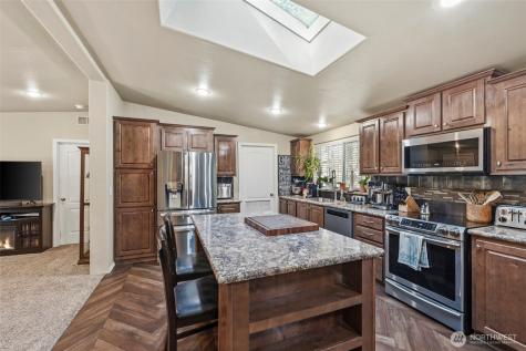 371 Sunset Drive Oak Harbor WA 98277