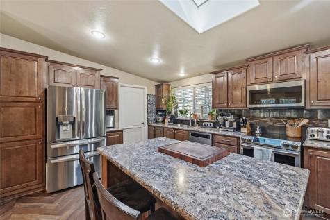 371 Sunset Drive Oak Harbor WA 98277