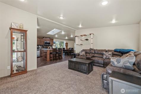 371 Sunset Drive Oak Harbor WA 98277
