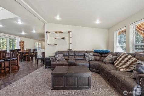 371 Sunset Drive Oak Harbor WA 98277