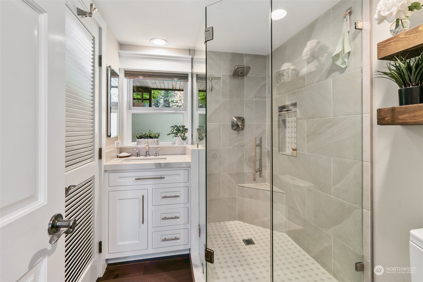 11512 Clear Lake North Road E Eatonville WA 98328