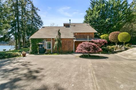11512 Clear Lake North Road E Eatonville WA 98328