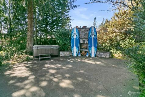 11512 Clear Lake North Road E Eatonville WA 98328