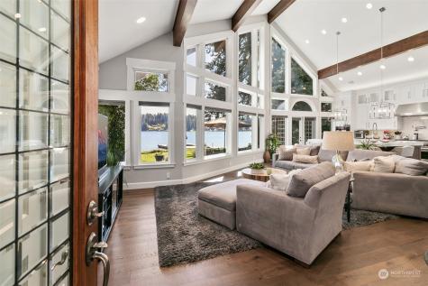 11512 Clear Lake North Road E Eatonville WA 98328