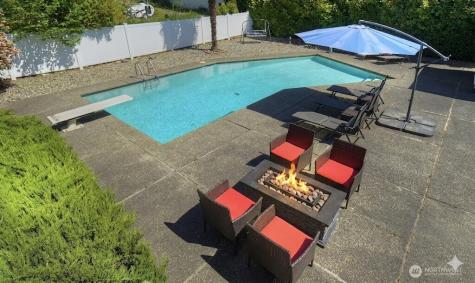 1112 N Cambrian Avenue Bremerton WA 98312