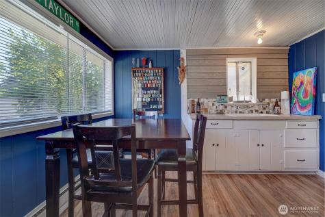 1112 N Cambrian Avenue Bremerton WA 98312
