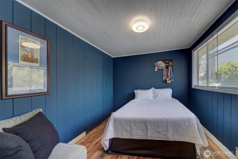 1112 N Cambrian Avenue Bremerton WA 98312