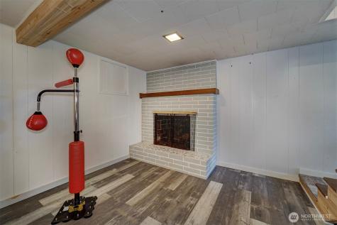 1112 N Cambrian Avenue Bremerton WA 98312