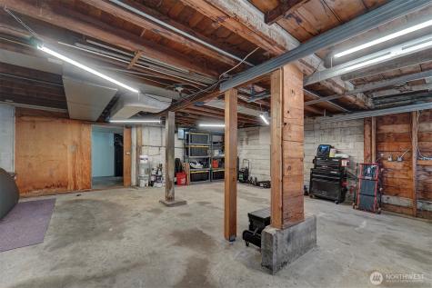 1112 N Cambrian Avenue Bremerton WA 98312
