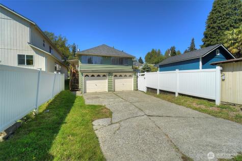 1112 N Cambrian Avenue Bremerton WA 98312