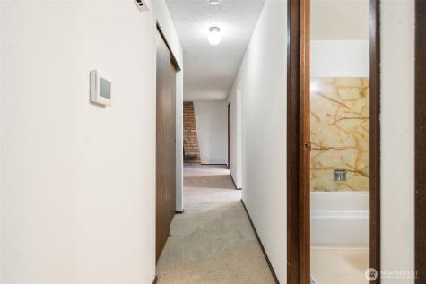 7838 NE 146th Street Kenmore WA 98028