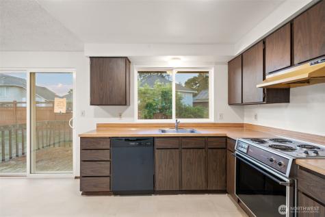7838 NE 146th Street Kenmore WA 98028