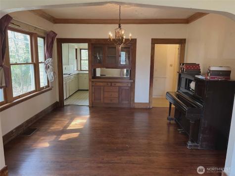 4326 E F Street Tacoma WA 98404