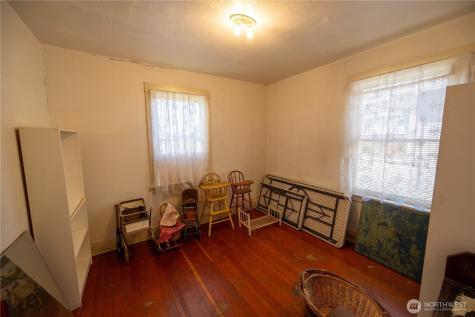 4326 E F Street Tacoma WA 98404